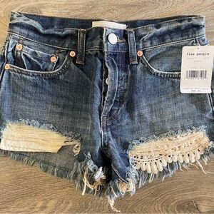 NWT Free People We the Free Avery Jean Shorts-Size 24